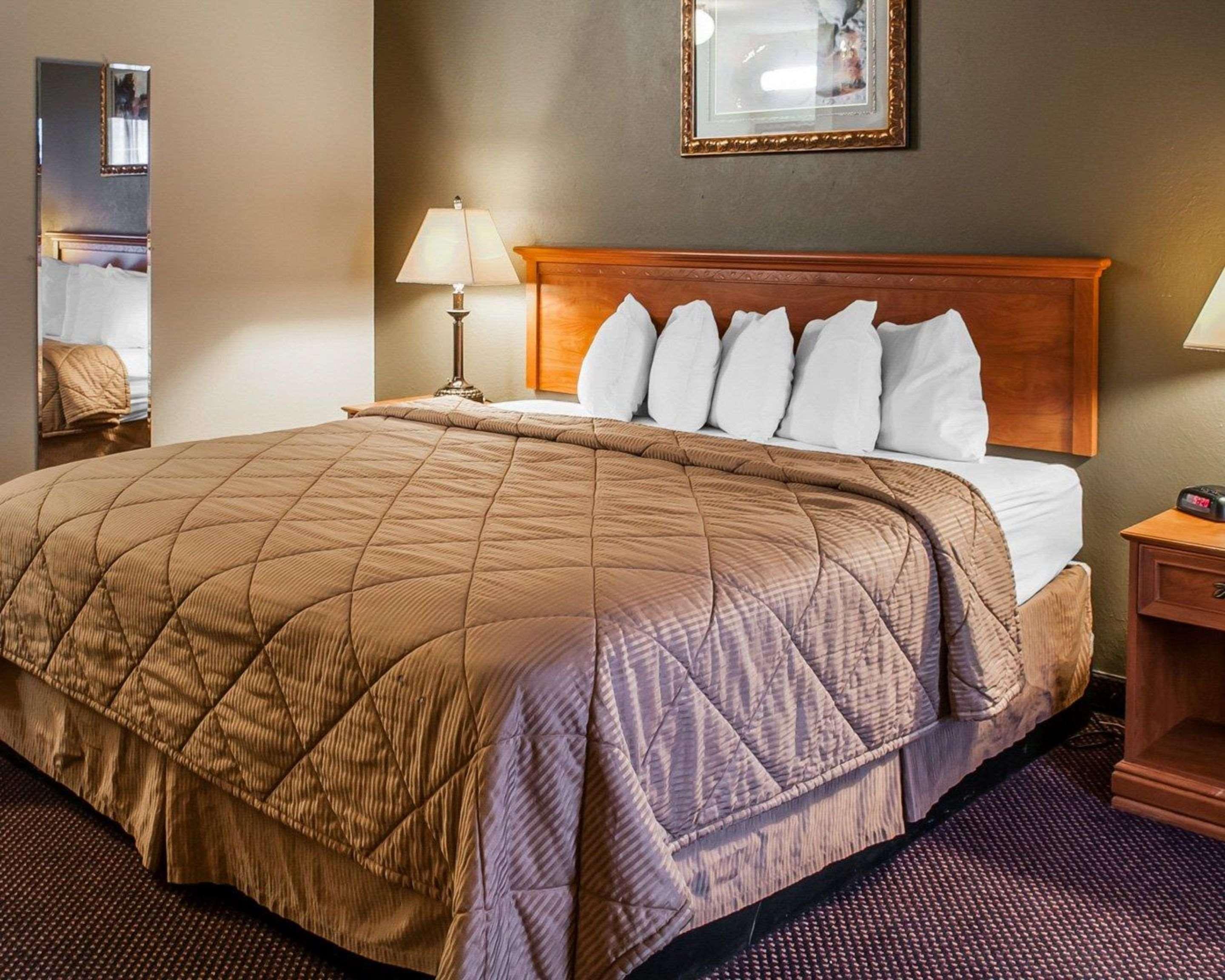 Rodeway Inn Espanola Eksteriør billede