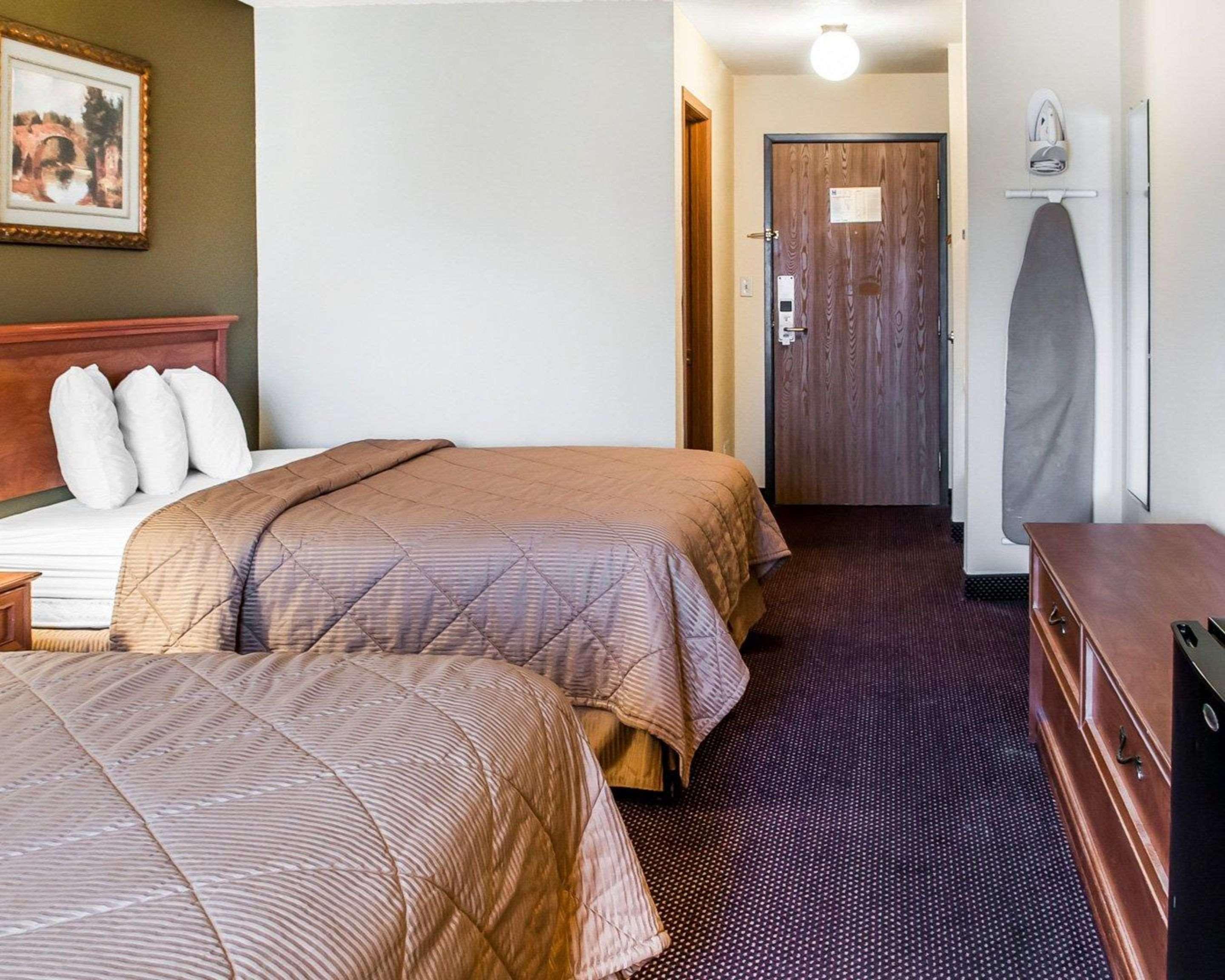 Rodeway Inn Espanola Eksteriør billede